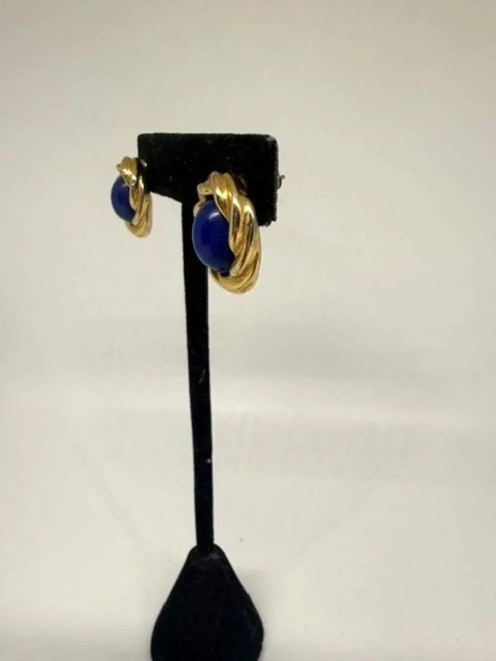 KJL Kenneth Jay Lane for Avon Blue Cabochon & Gold Tone Twist Stud Earrings - Picture 3 of 5
